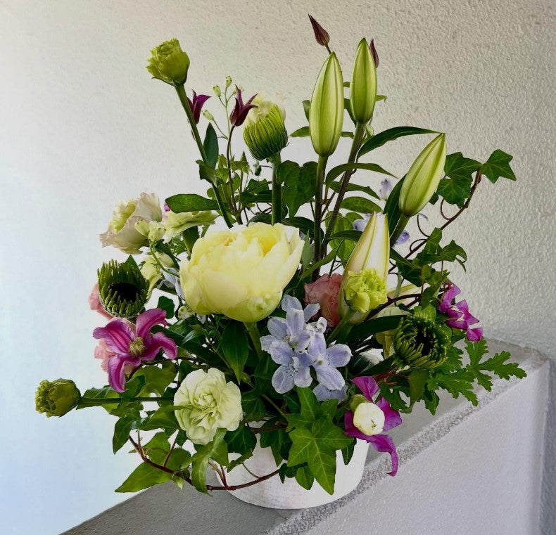 Favie | フラワーアレンジメントの定期便